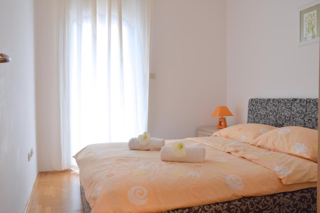 Apartment Silvija Sea View Умаг Экстерьер фото