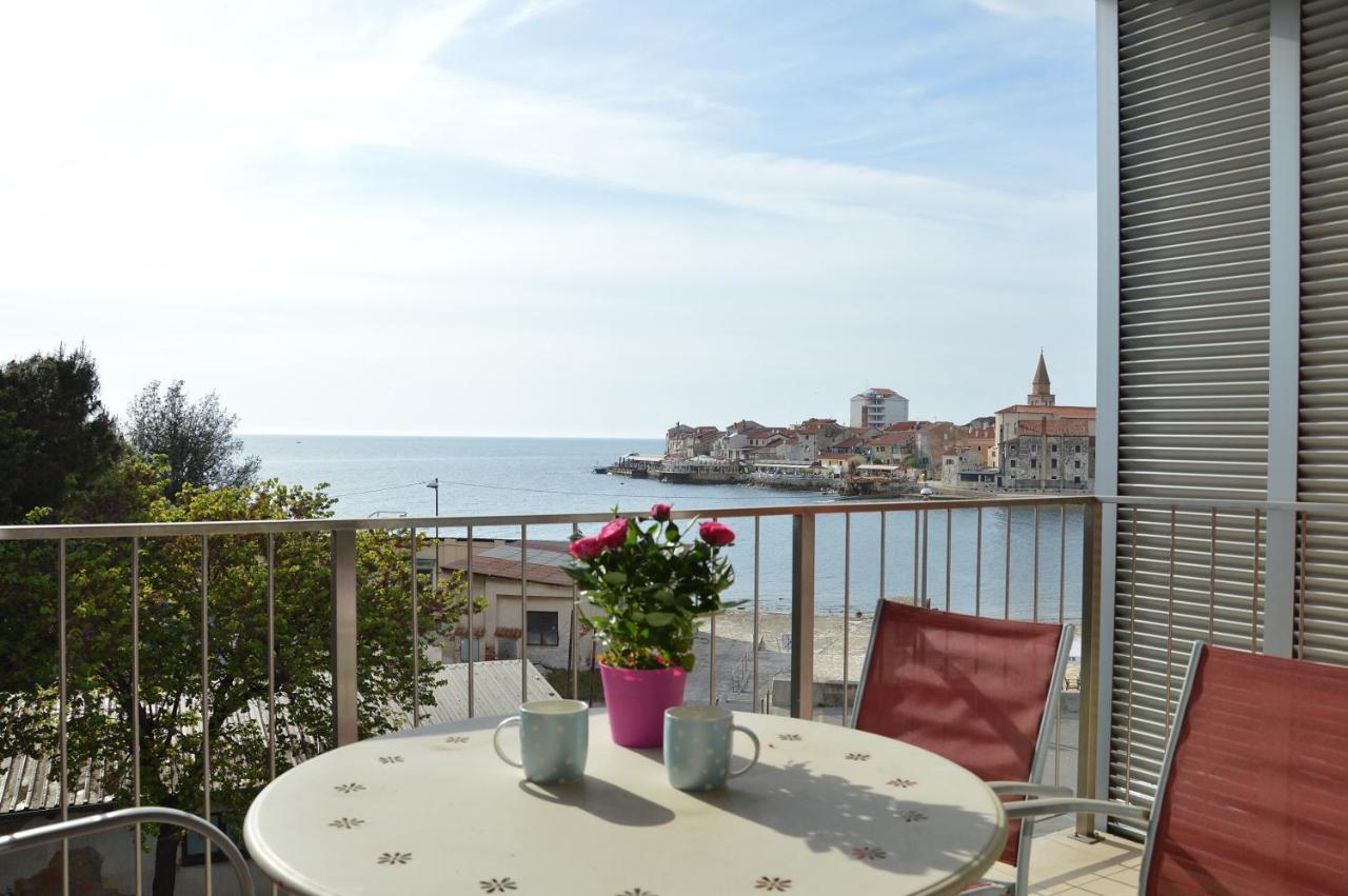 Apartment Silvija Sea View Умаг Экстерьер фото